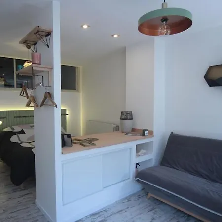 90 M2 Apartment *