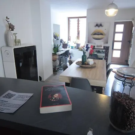 Apartment 90 M2 *